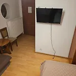 Lesniczowka 18