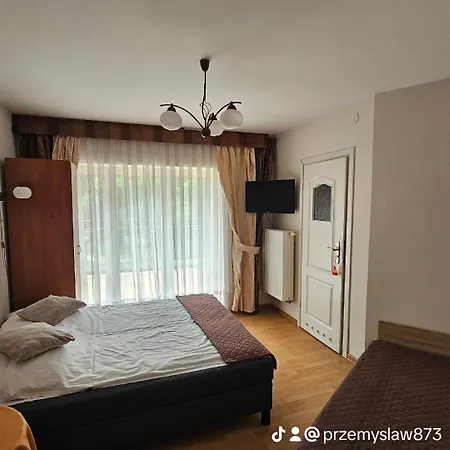 Lesniczowka 18 Privatunterkunft Wegierska Gorka