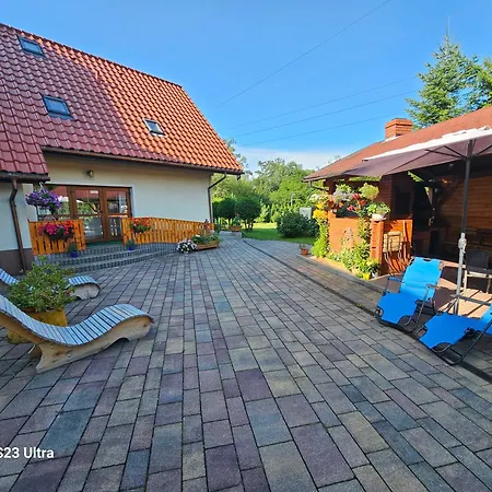 Lesniczowka 18 *