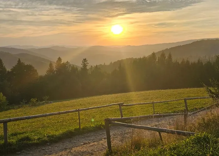 Lesniczowka 18 בית אירוח וגיירסקה גורקה